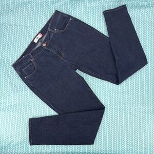 Cabi Rinse Skinny # 5493, Dark Wash Jeans, 12